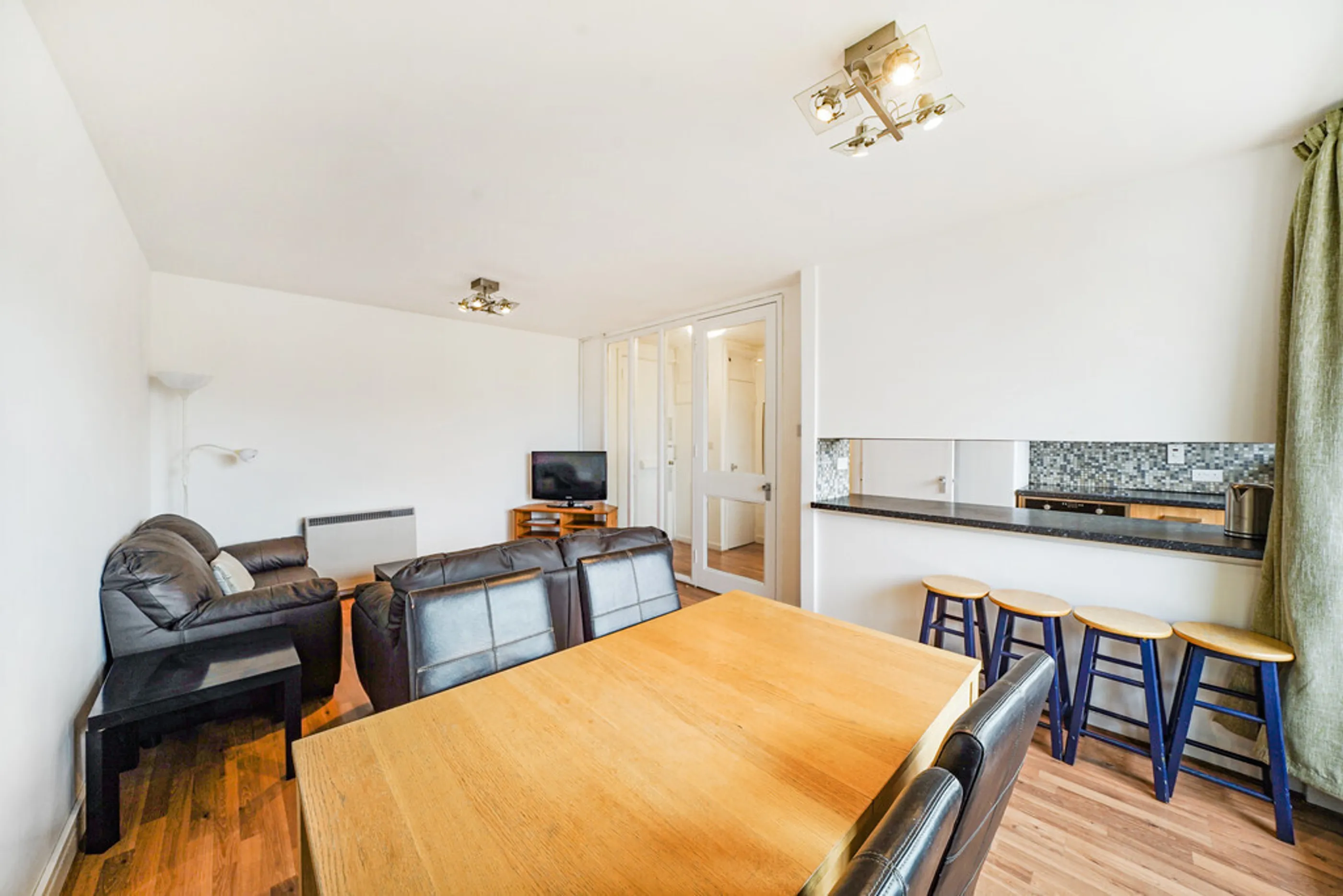 Flat Porchester Road in City of Westminster