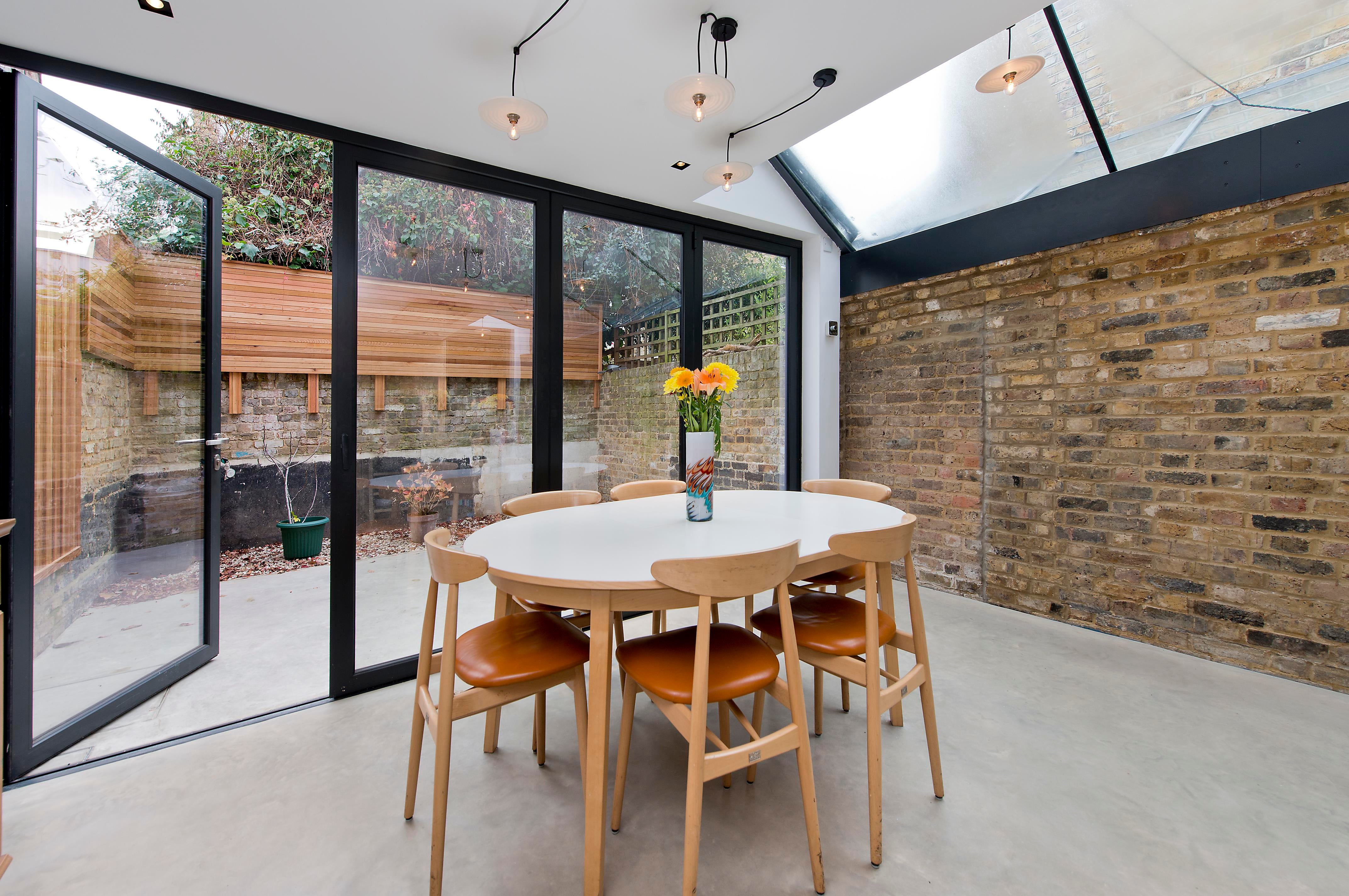 House Springvale Terrace in Greater London