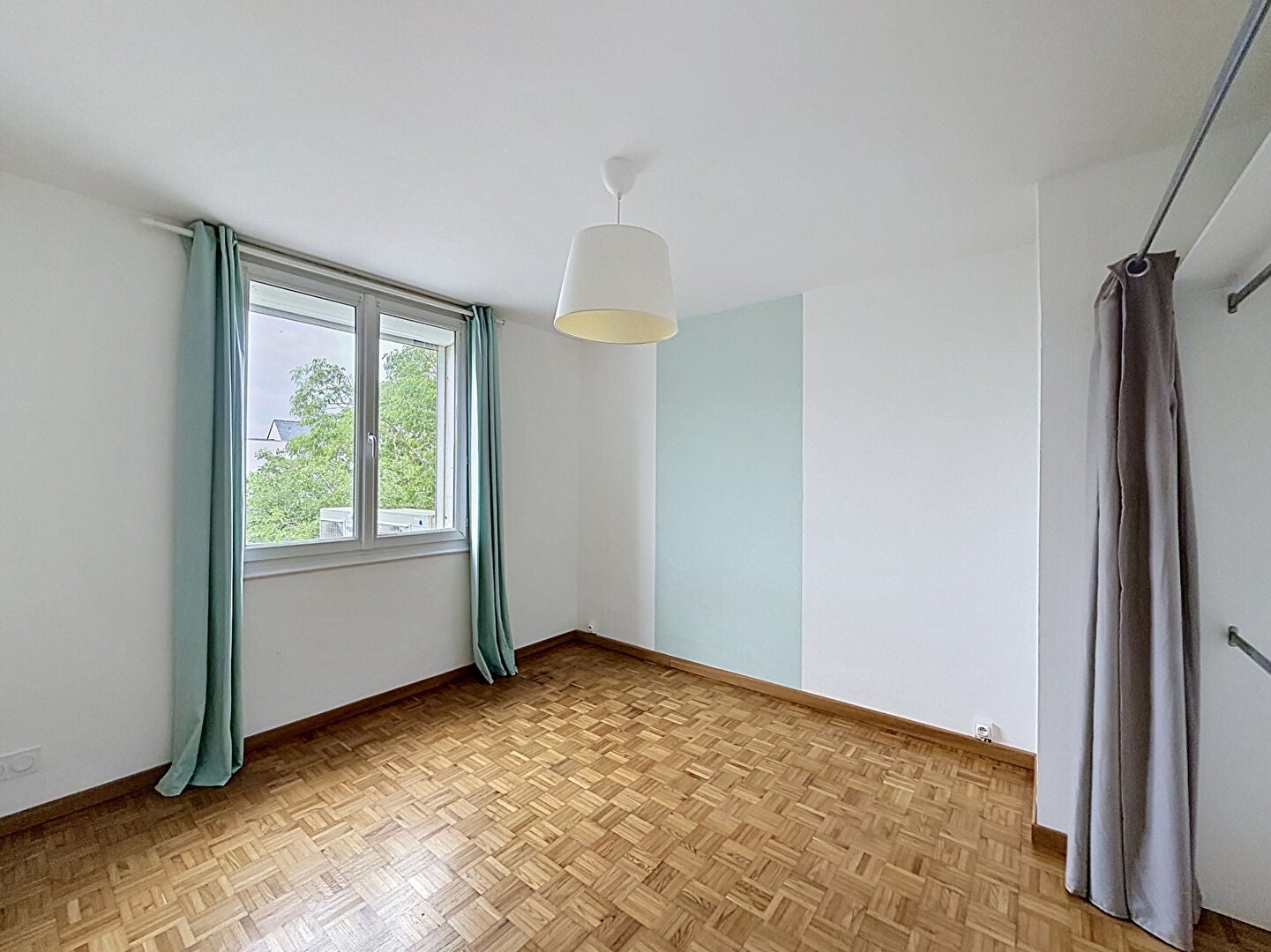Appartement Place des Droits de l'Homme et du Citoyen à Saint-Barthélemy-d'Anjou