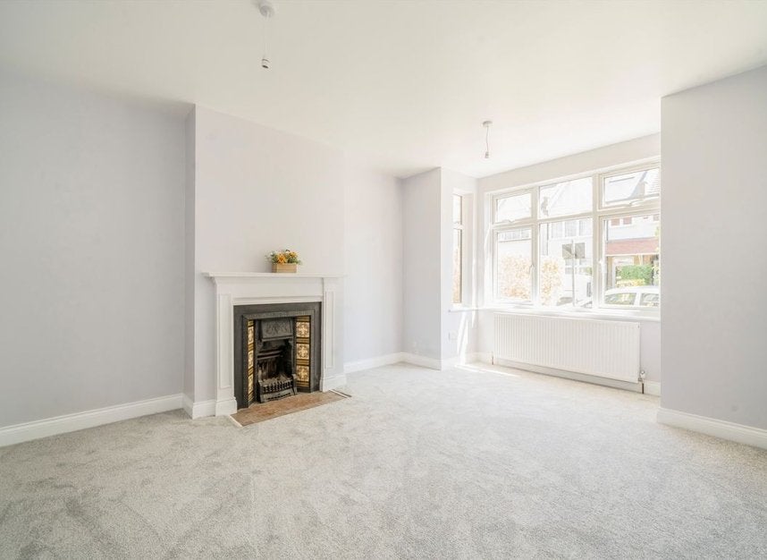 House Weymouth Avenue in Greater London