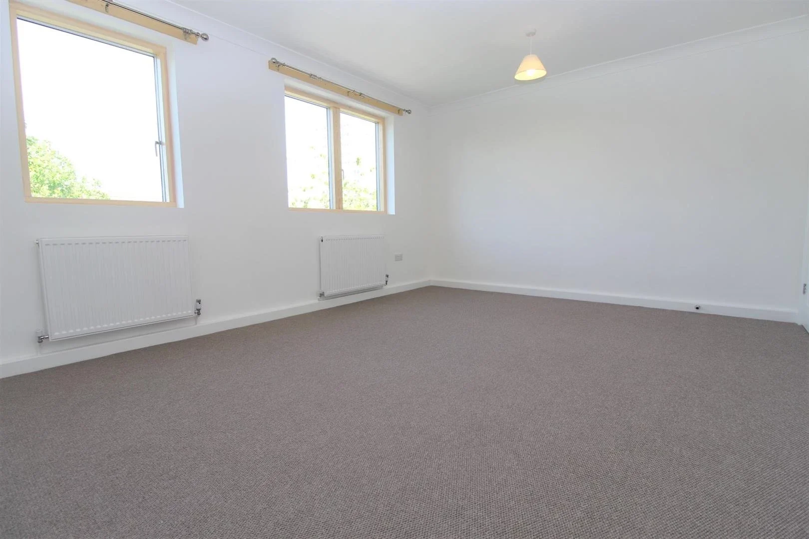 Flat Williams Grove in Greater London