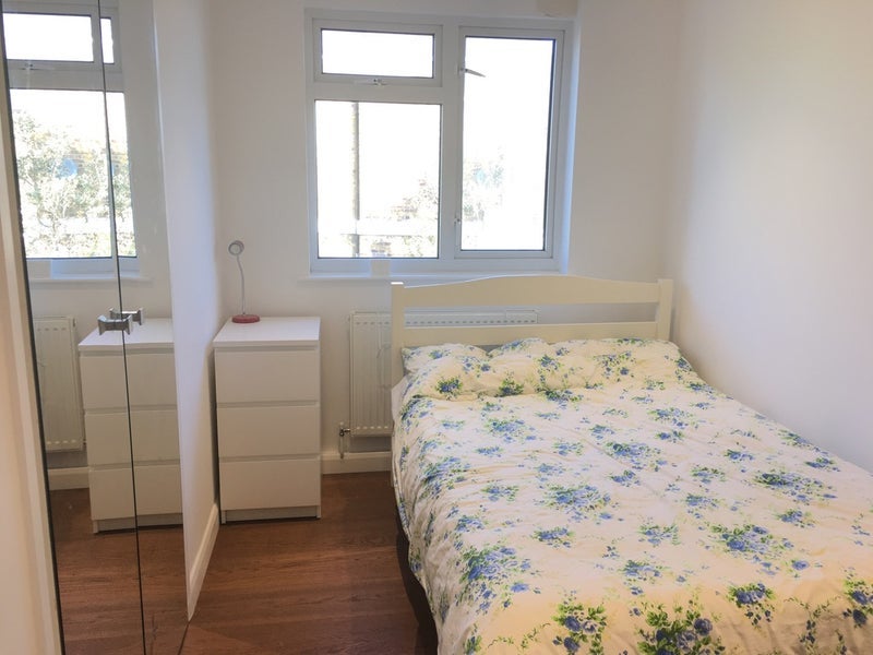 Room Bedford Hill in Greater London