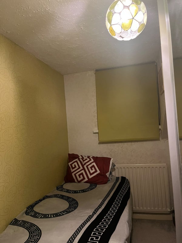 Room Hadley Street in Sandwell