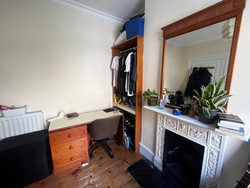 Room Shenley Road in Greater London