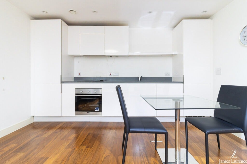 Flat Hagley Road in Birmingham