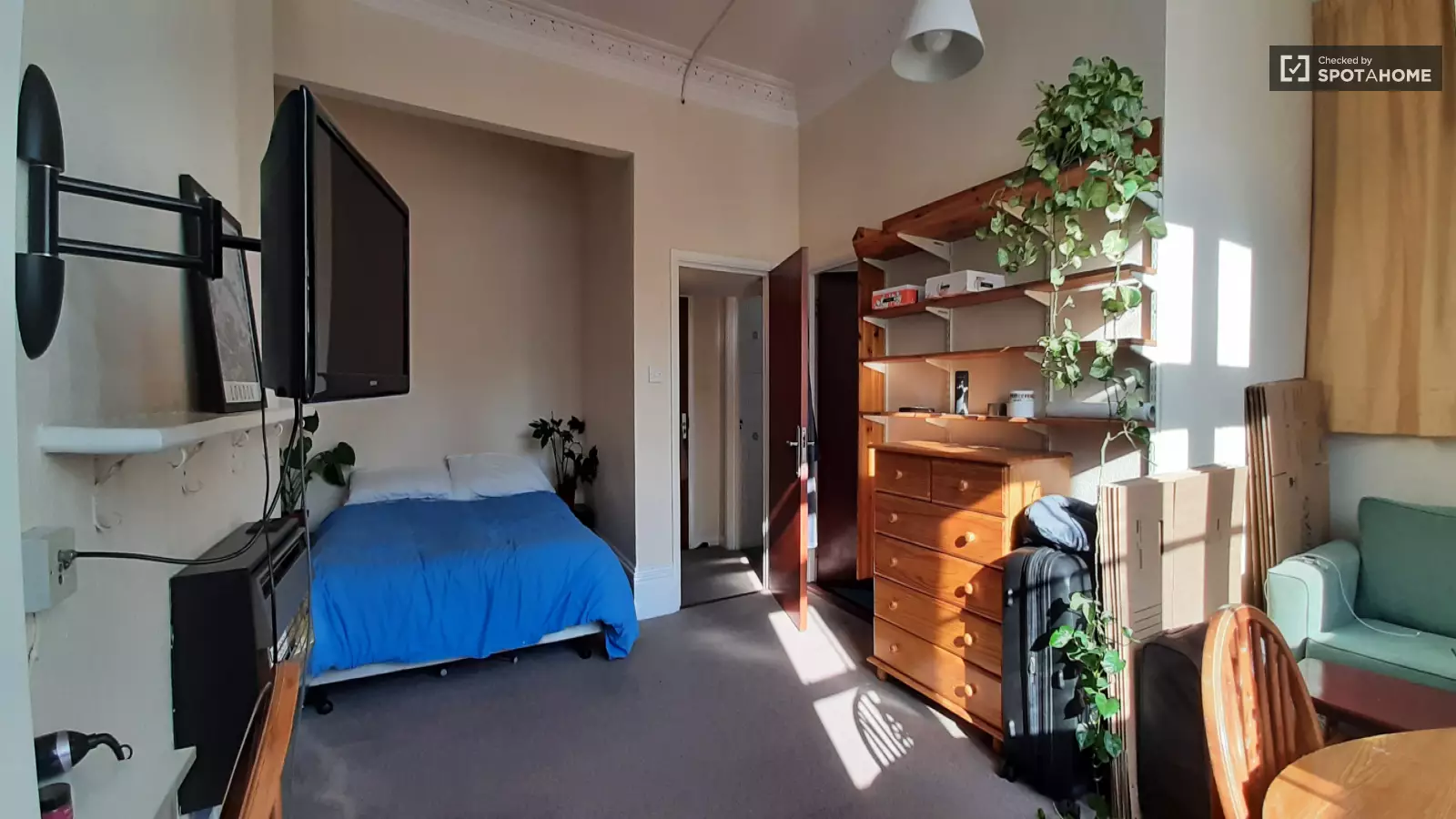 Flat St Anns Villas in Greater London