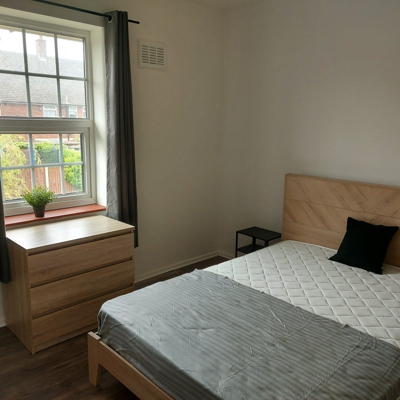Room Eastern Avenue in Liverpool