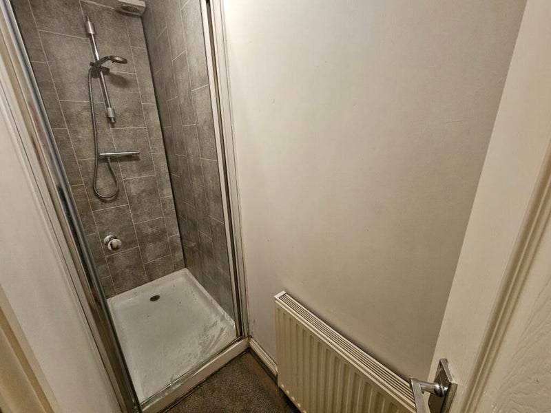 Room Tachbrook Road in Royal Leamington Spa
