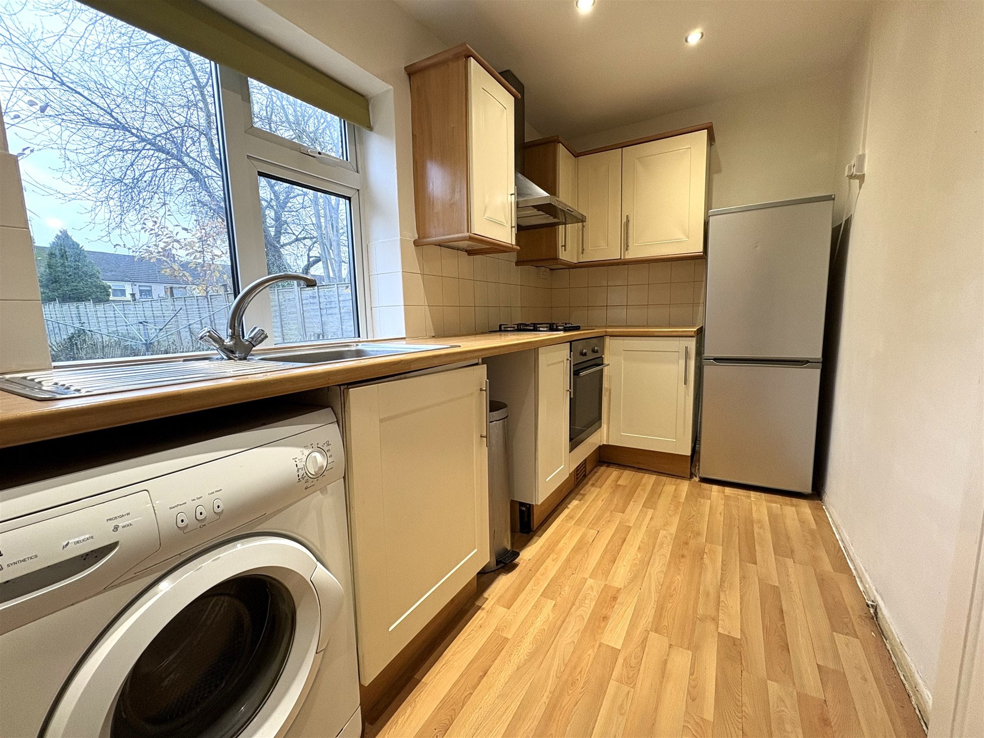 Flat Middlemarch Road in Coventry
