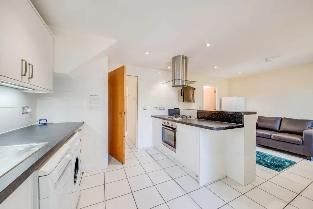 Flat Crossways in Canterbury