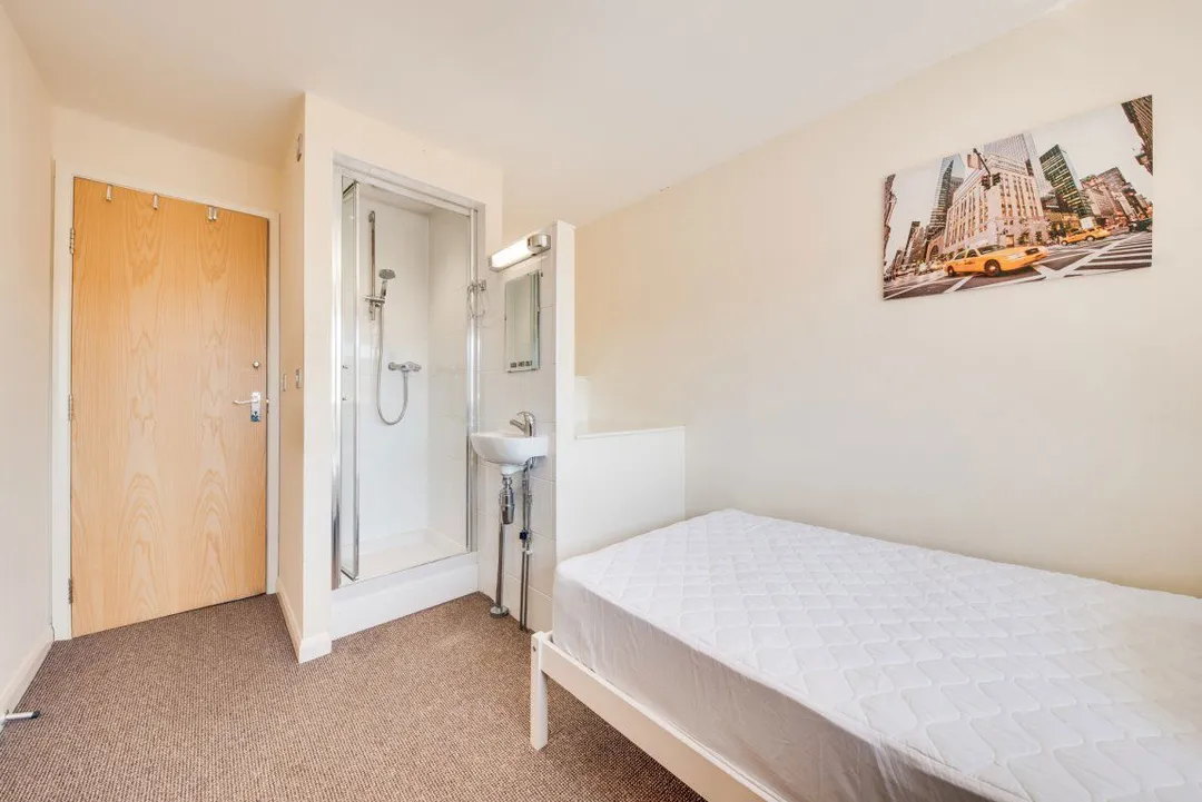 Flat Crossways in Canterbury