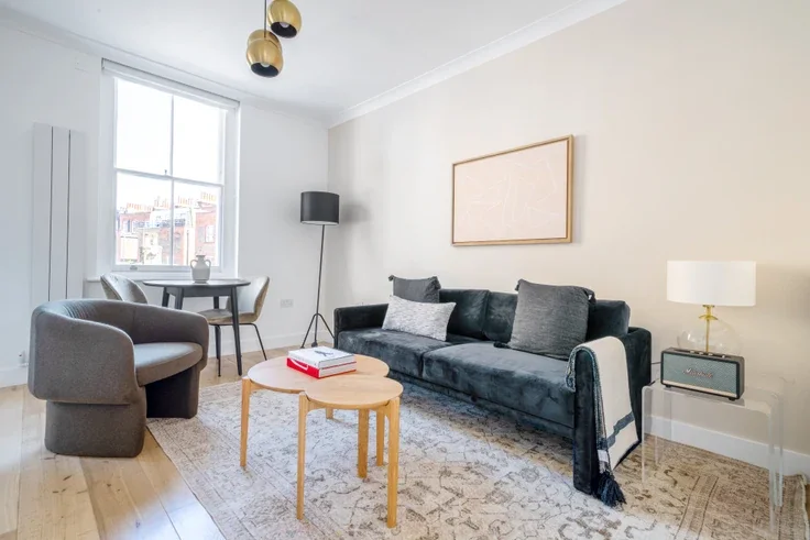 Flat Old Brompton Road in Greater London