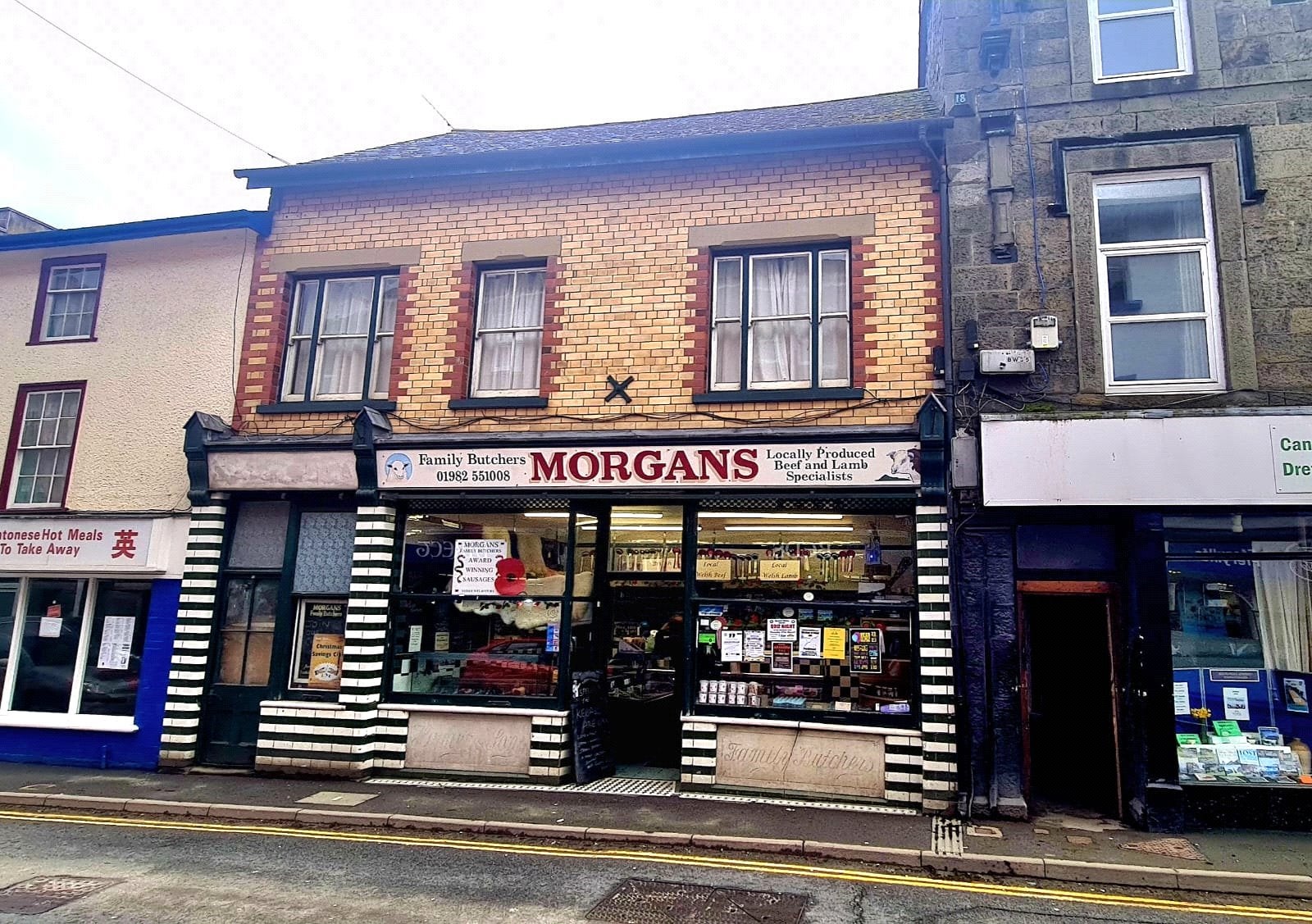 Flat High Street in Builth Wells
