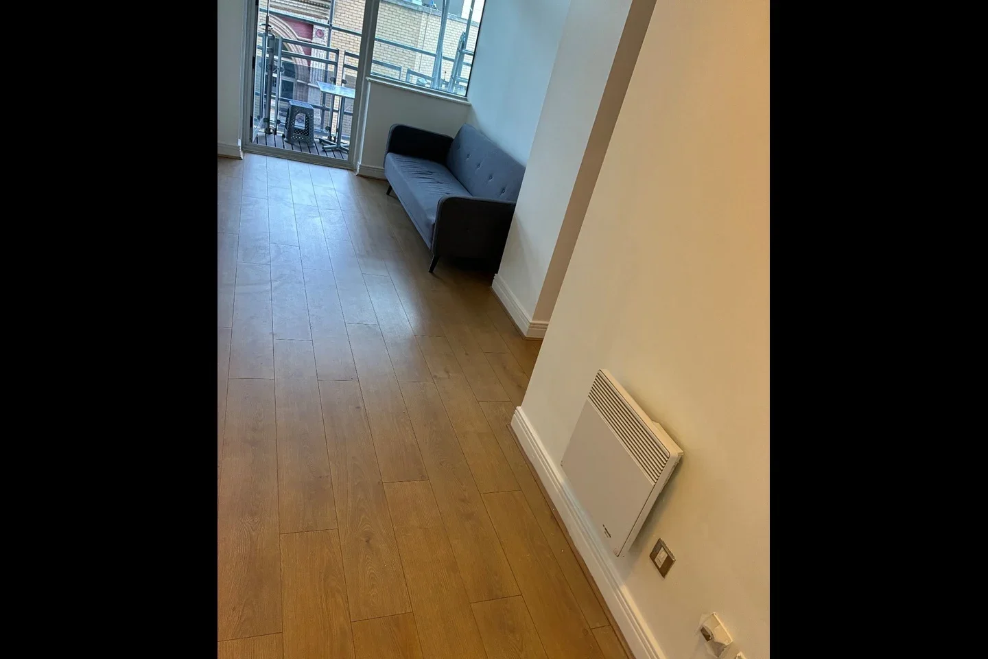 Flat Gerry Raffles Square in Greater London