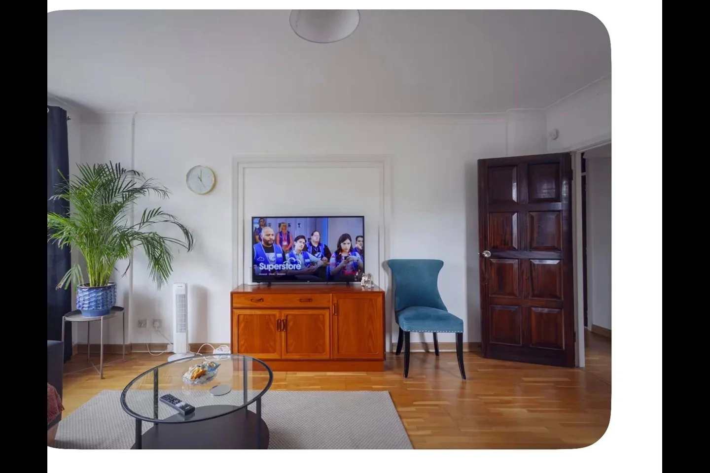 Room Belsize Road in Greater London