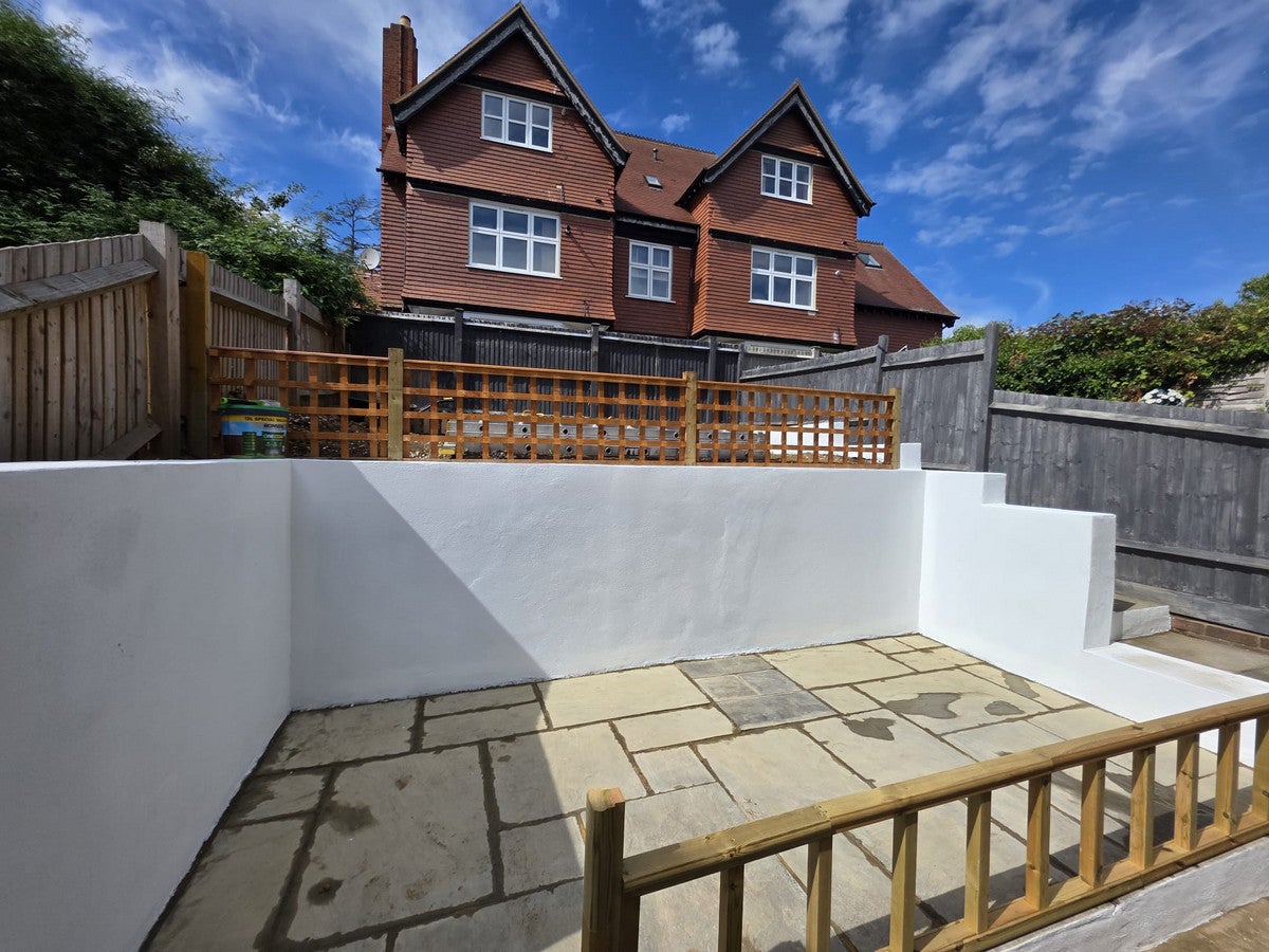 House Mount Court in Greater London