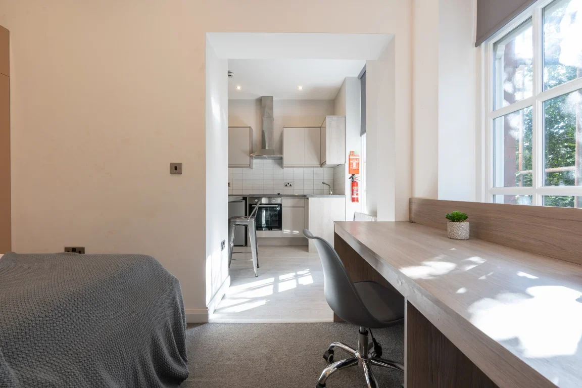 Flat Eskdale Terrace in Newcastle upon Tyne