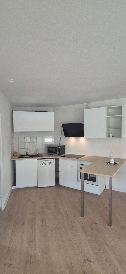 Flat Rue de Puyguiller in Saint-Germain-du-Salembre