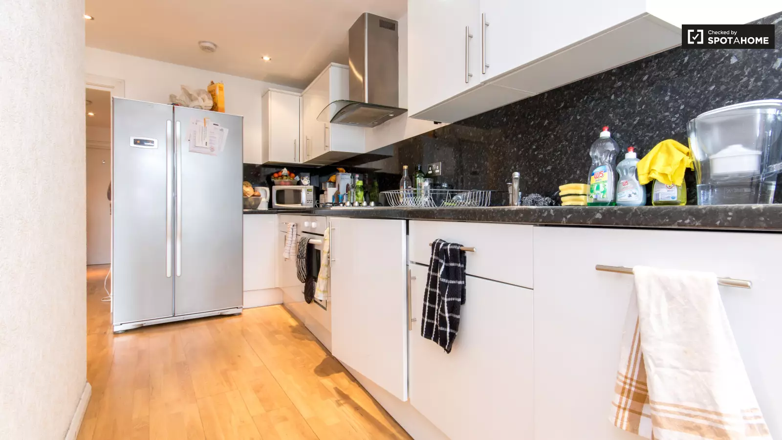 Room Copenhagen Place in Greater London