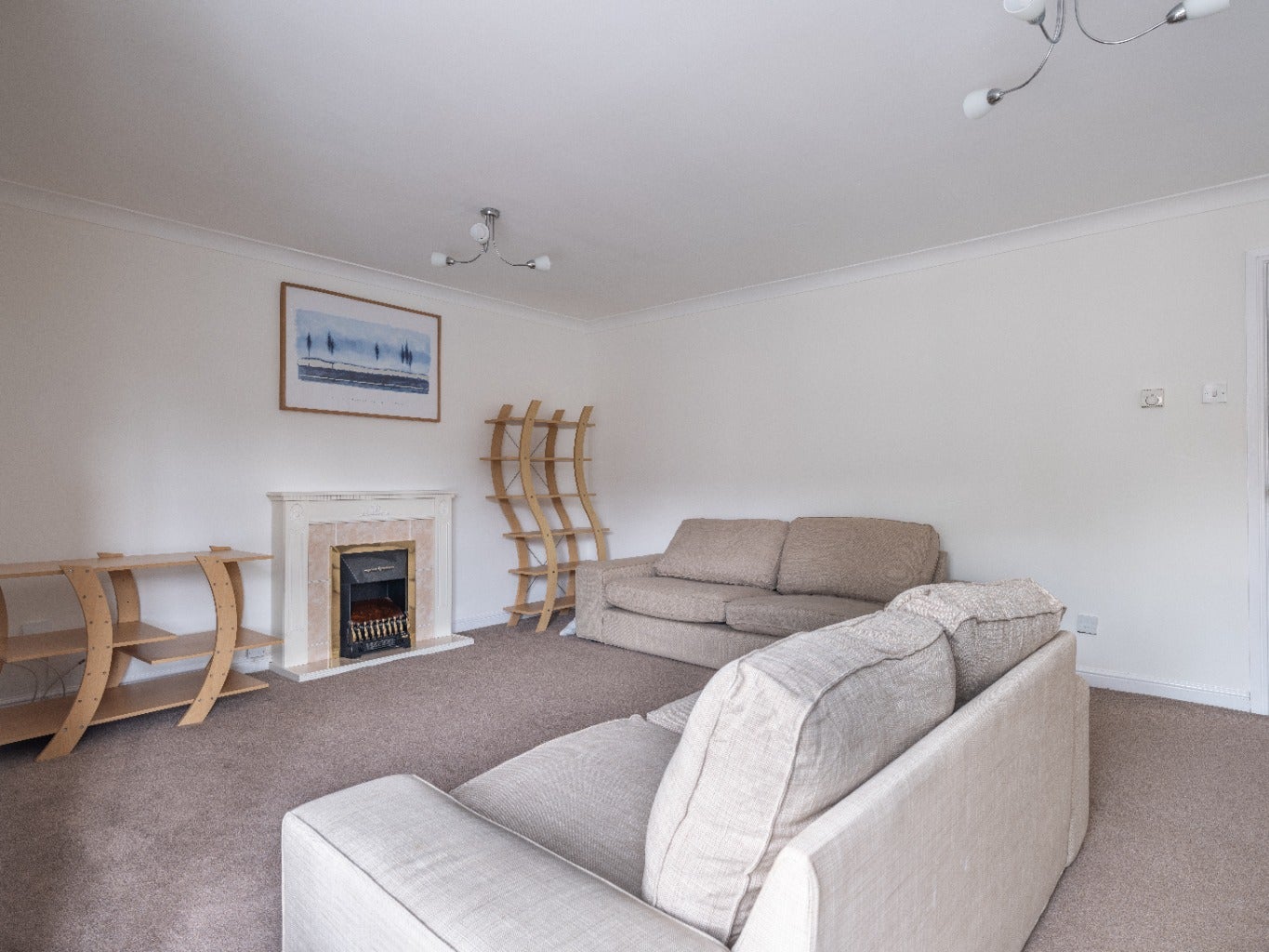 Flat Jesmond Road in Newcastle upon Tyne