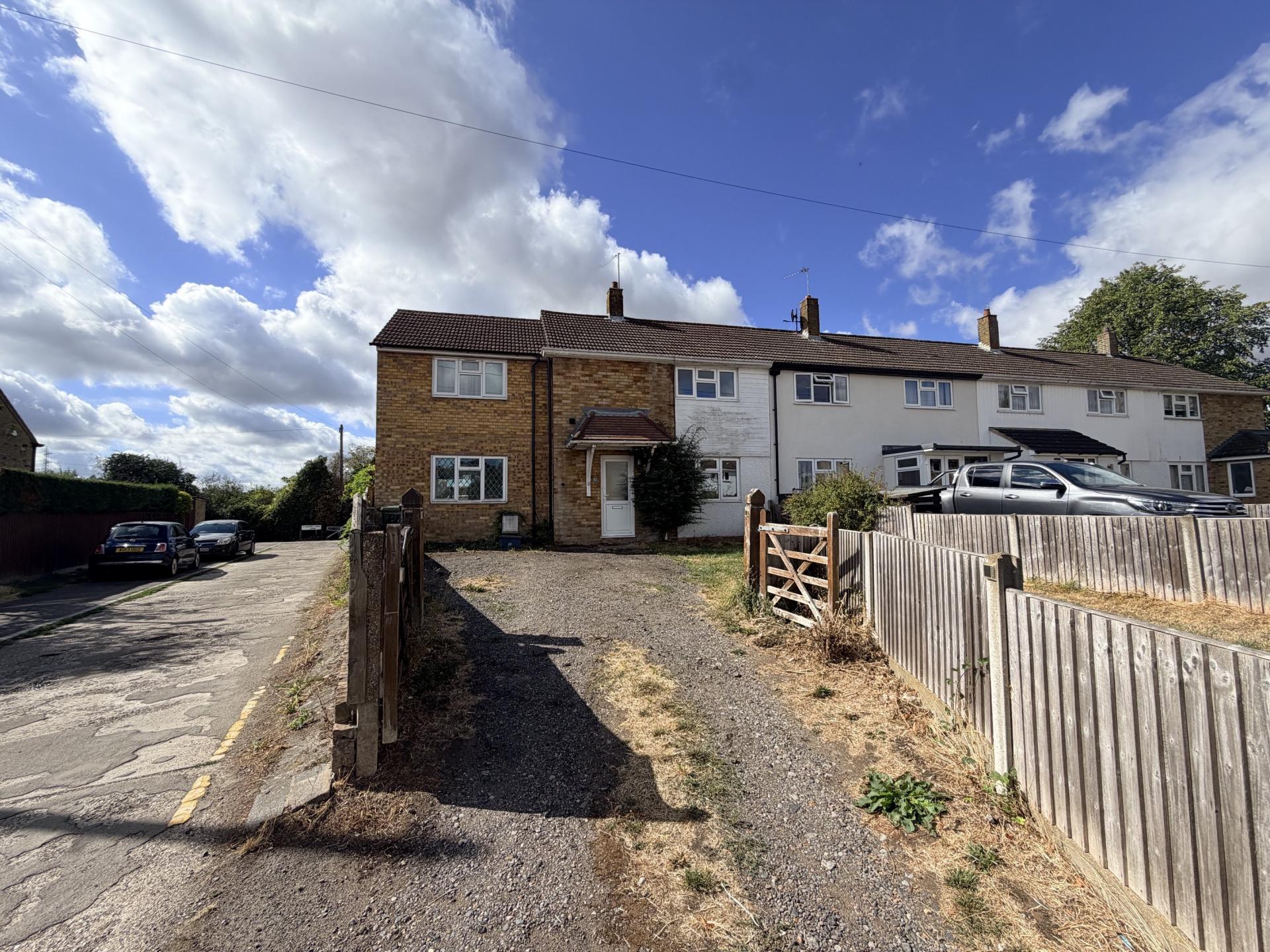 House Ashwood Road in Hertsmere