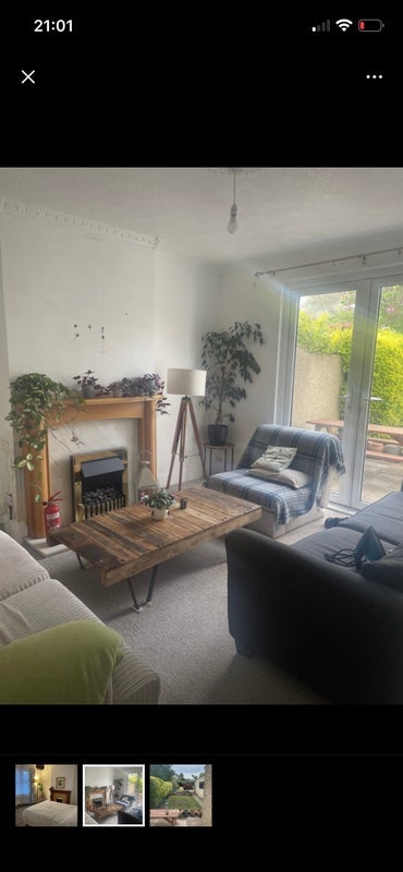Room Pool Road in Bristol