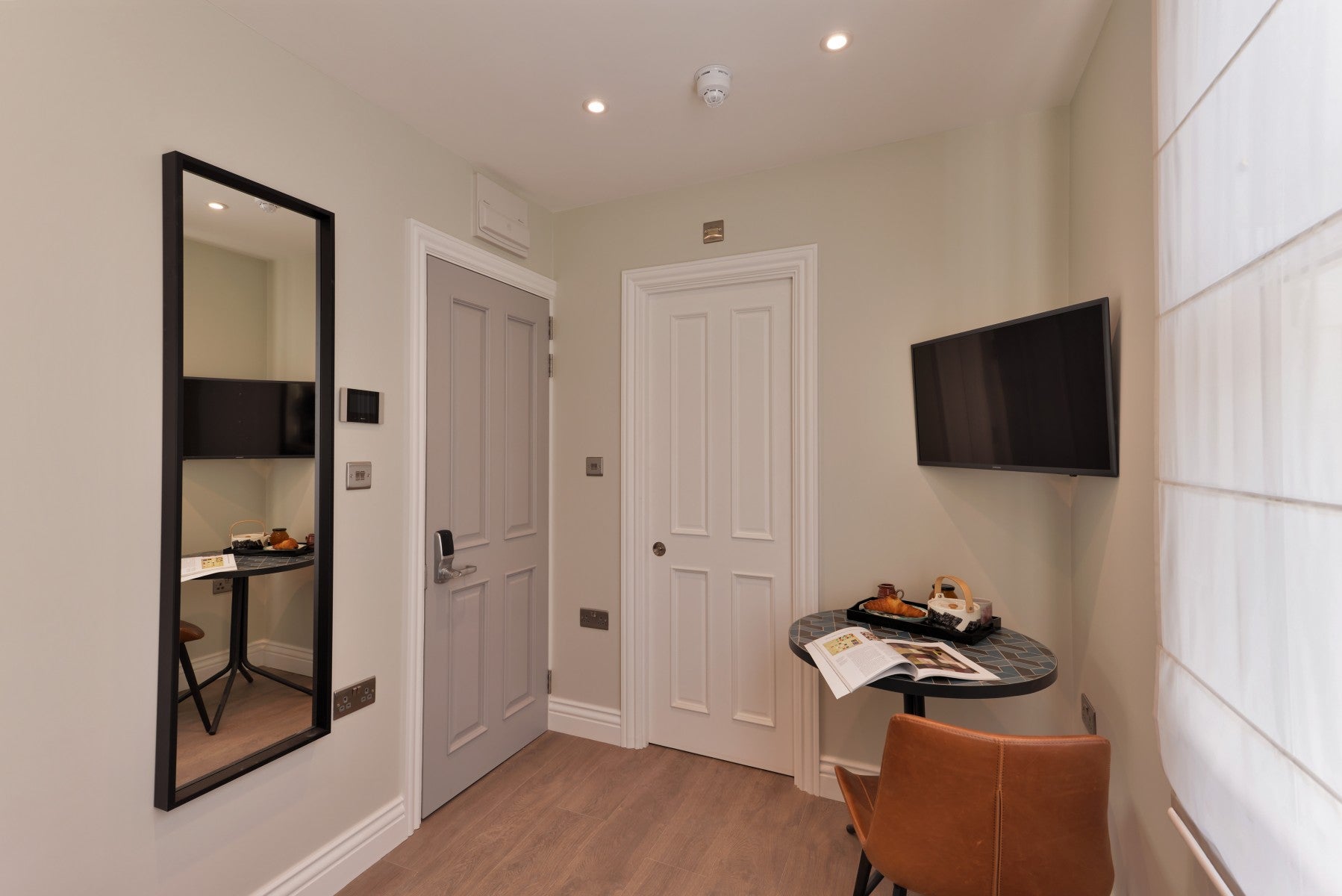 Flat Nottingham Place in London