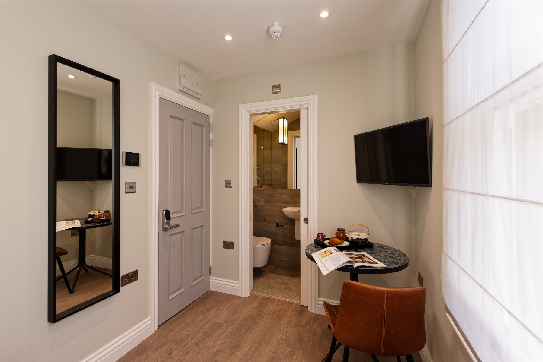 Flat Nottingham Place in London