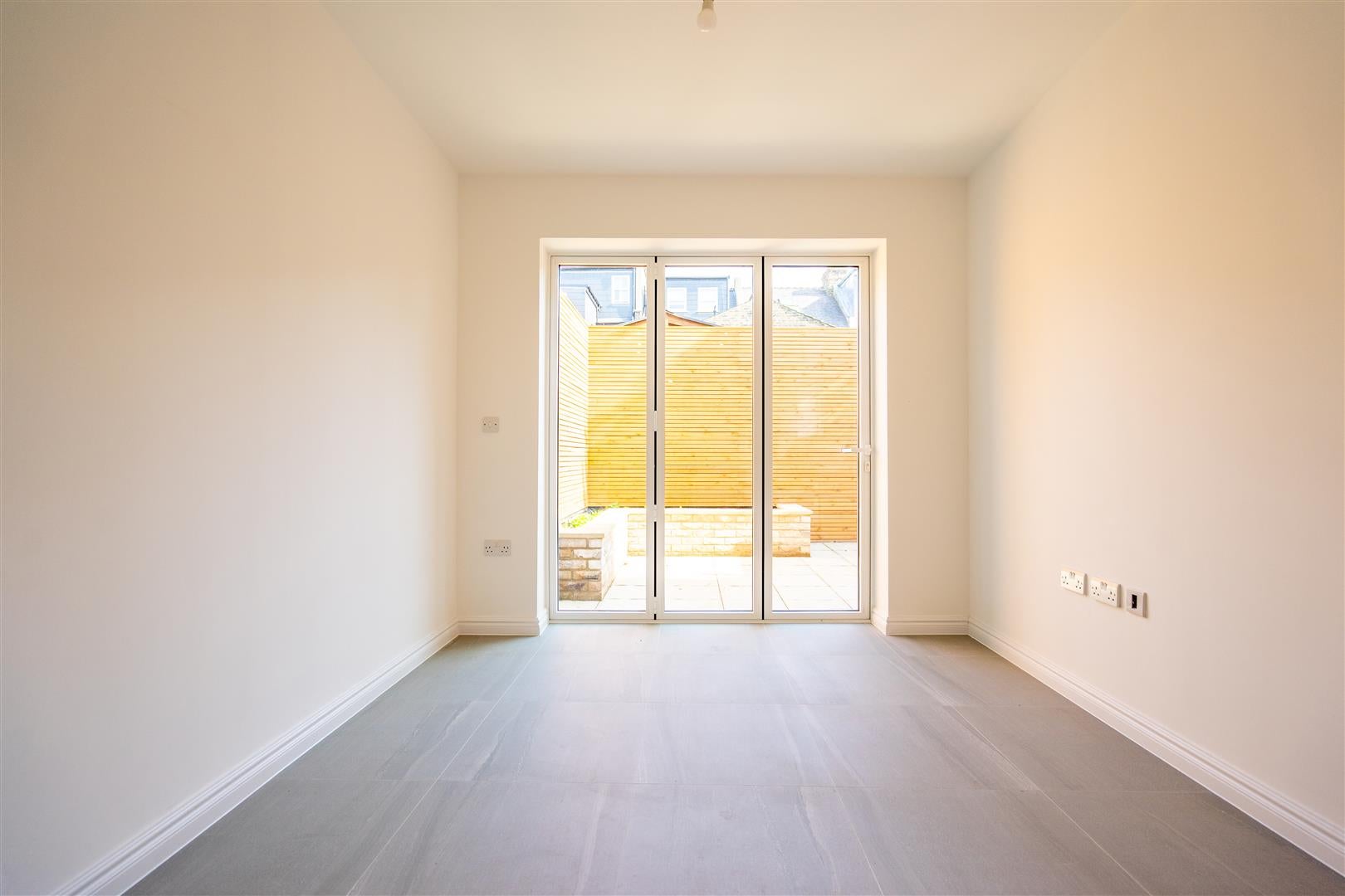Flat Broomsleigh Street in Greater London