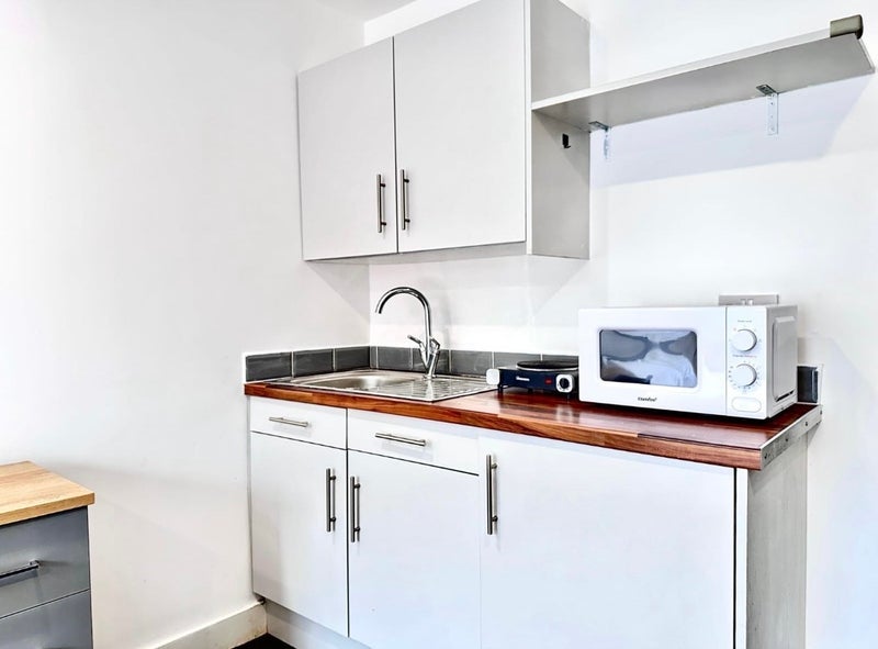 Flat Lower Holyhead Road in Coventry