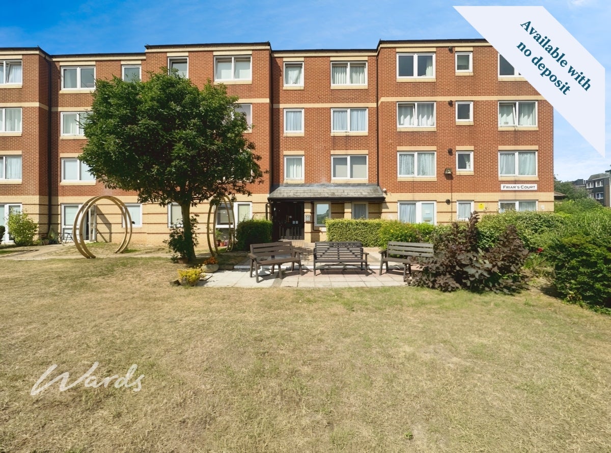 Flat Queen Anne Road in Maidstone