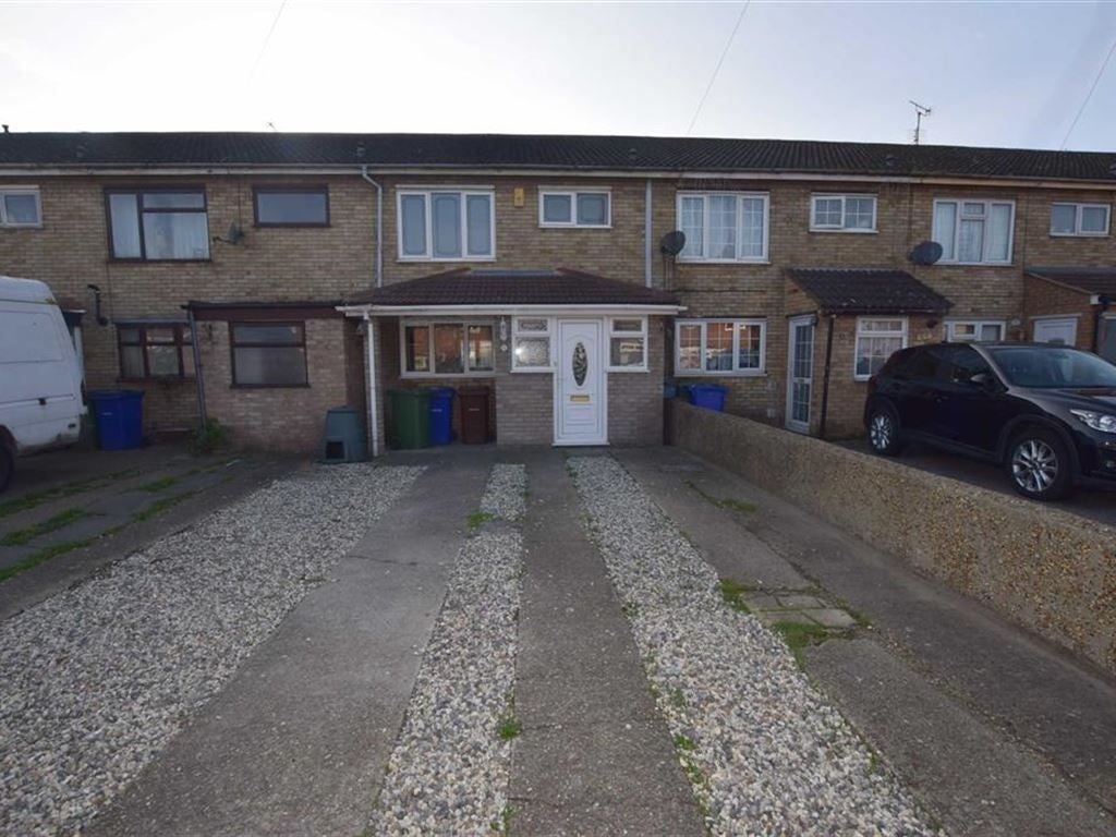 House Brunel Close in Tilbury