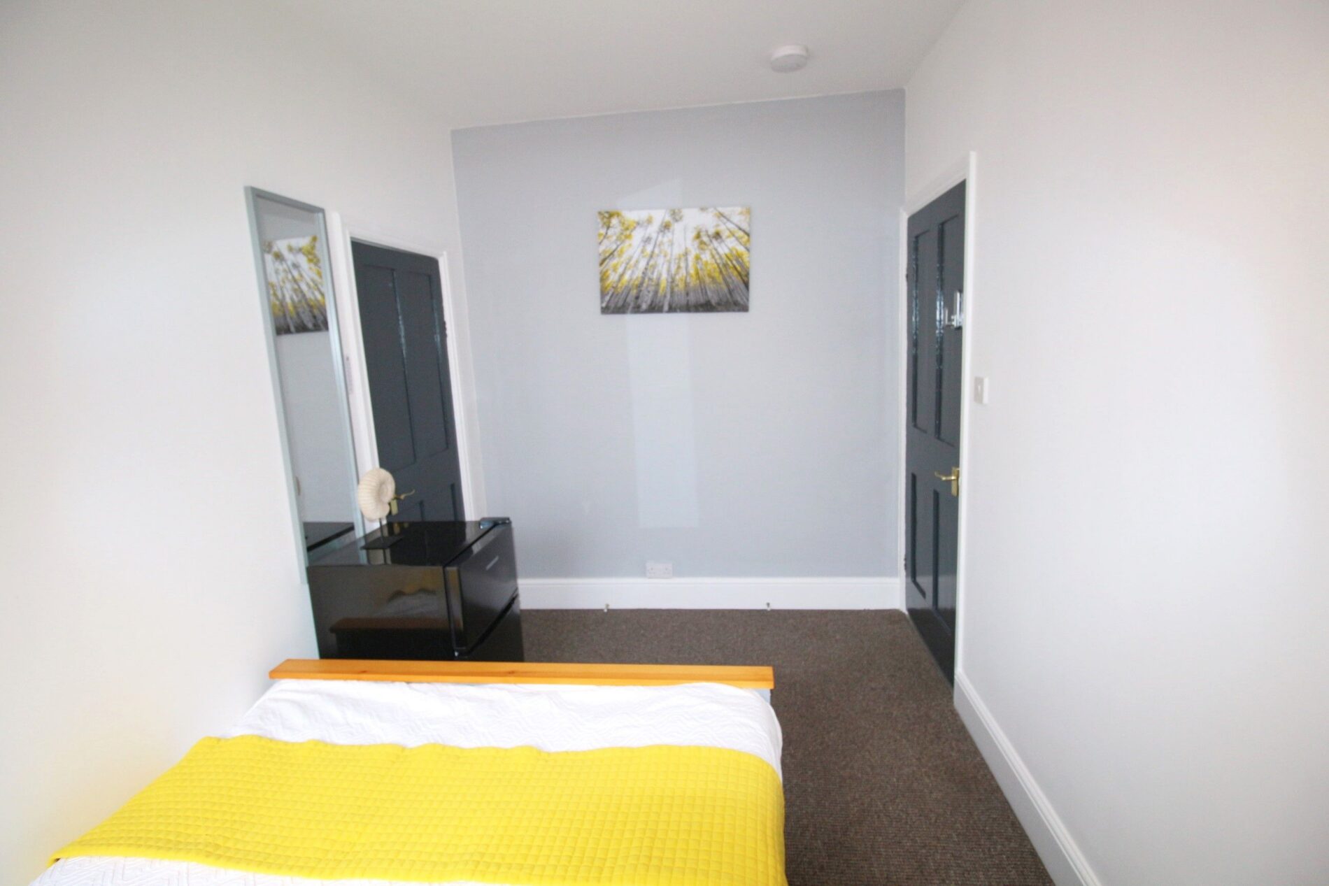 Room Carholme Road in Lincoln