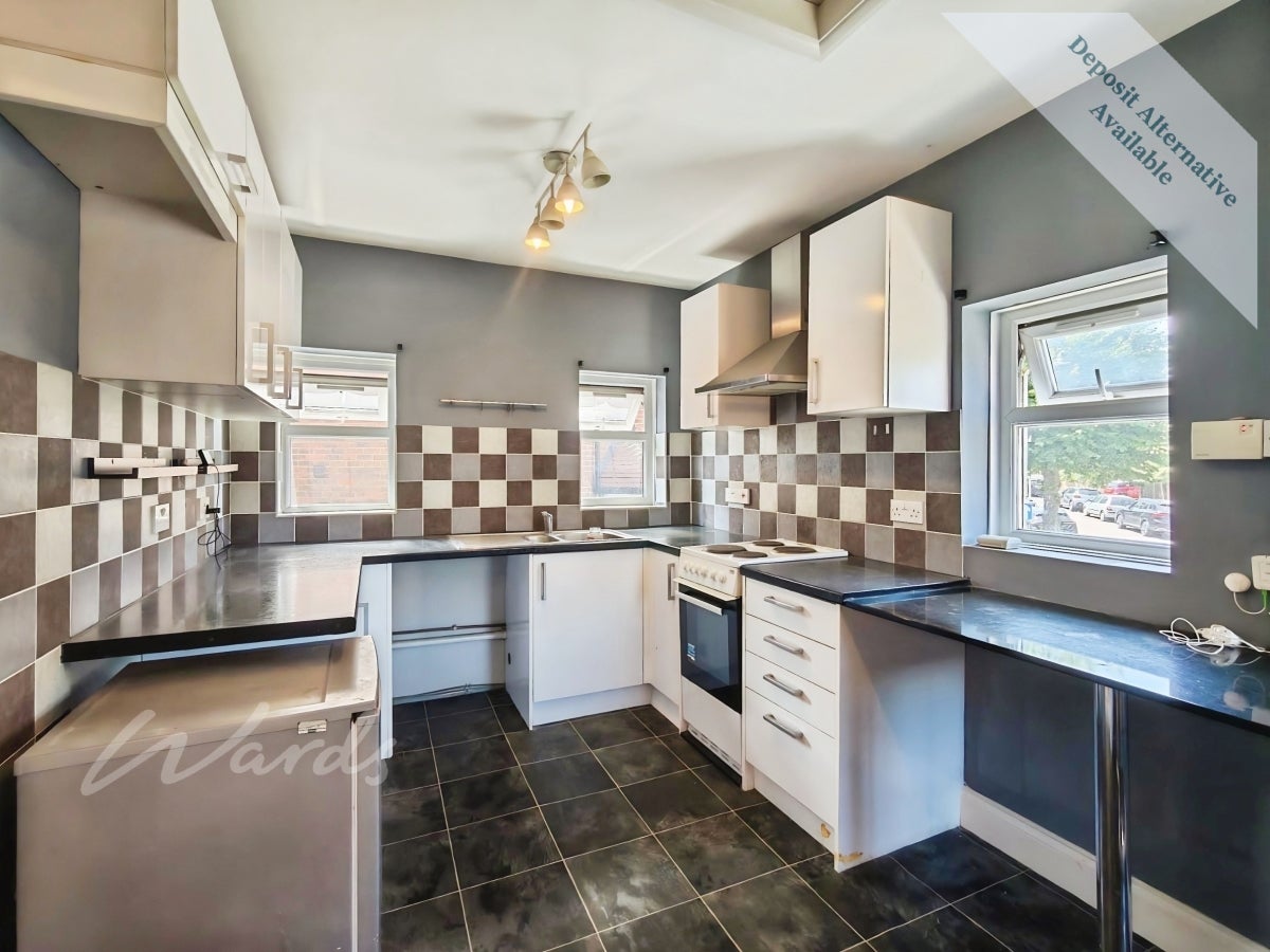 Flat Cheriton Road in Folkestone and Hythe District