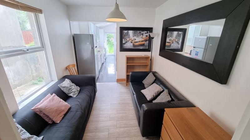 Flat Talygarn Street in Cardiff