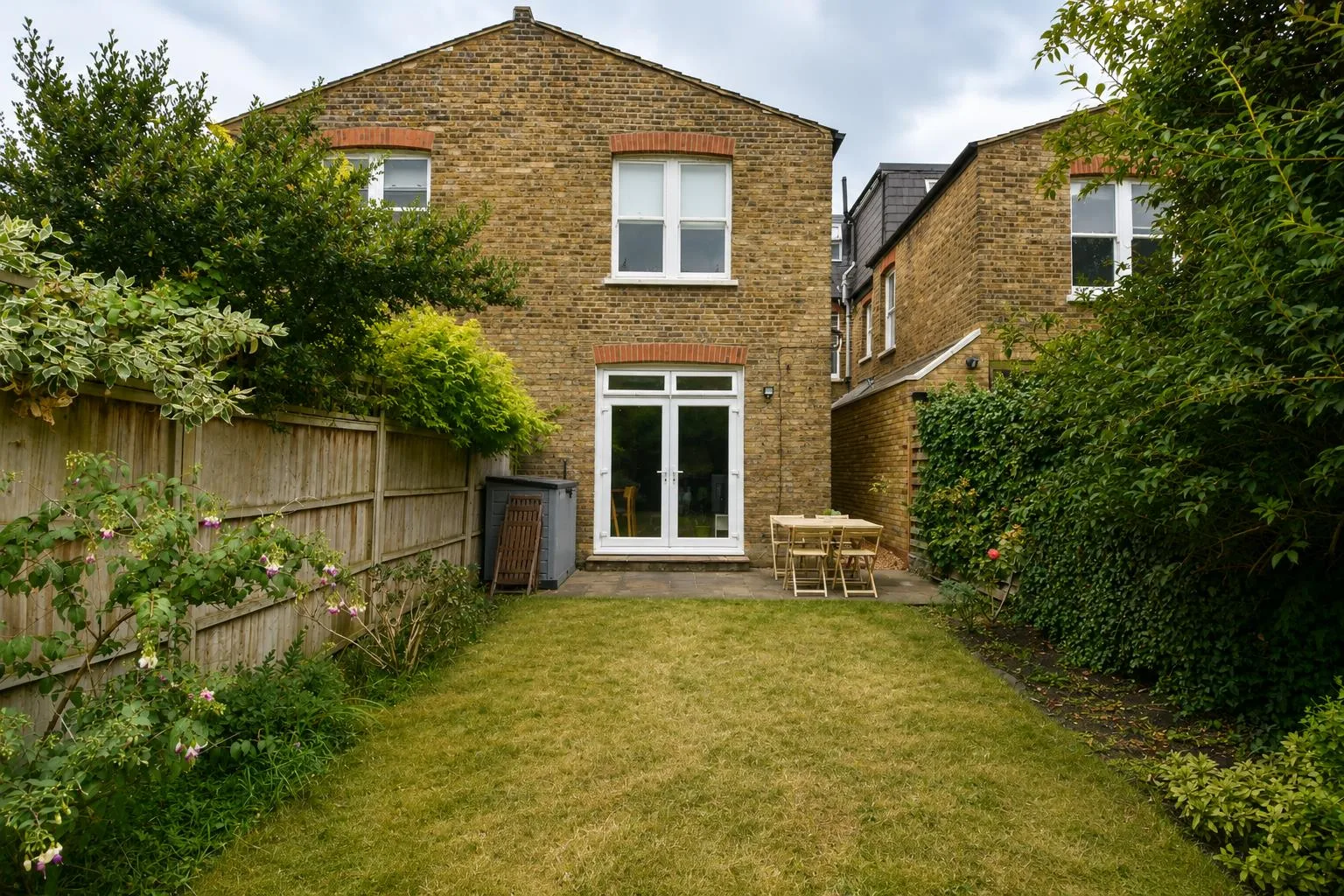 House Palmers Road in Greater London