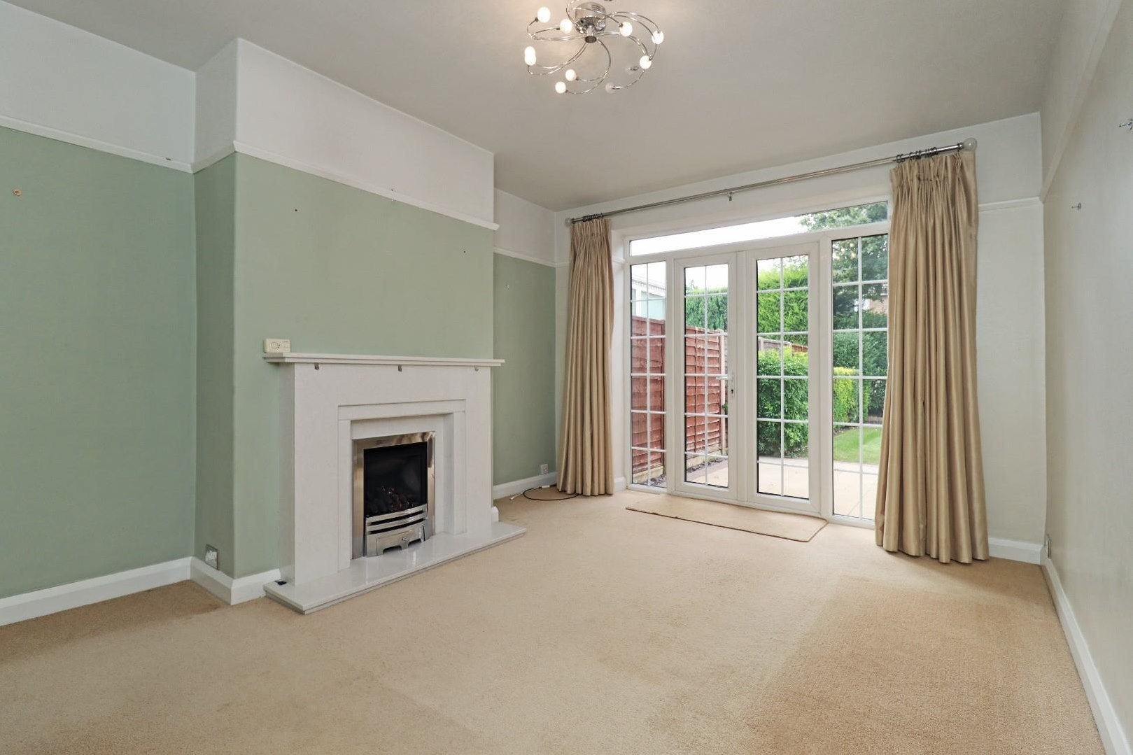 House Ash Grove in Trafford