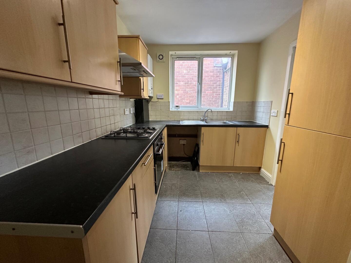 Flat St Albans Avenue in Tameside