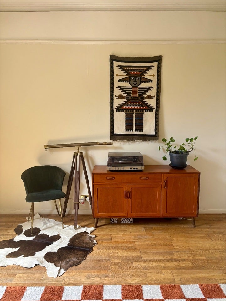 Flat Lewisham Way in Greater London