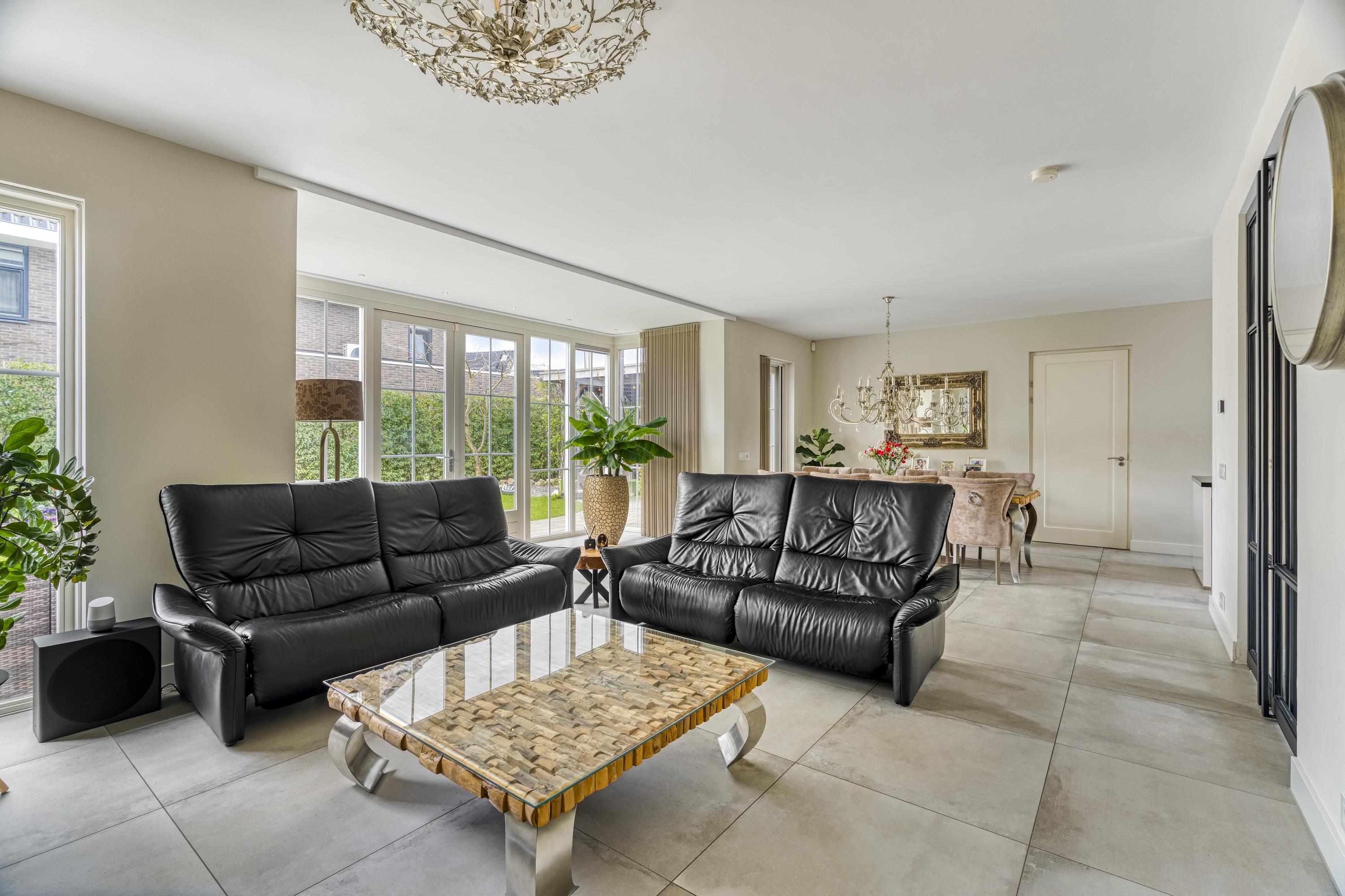 Vrijstaande woning te koop: Kamerlingh Onnesstraat 39, Almere