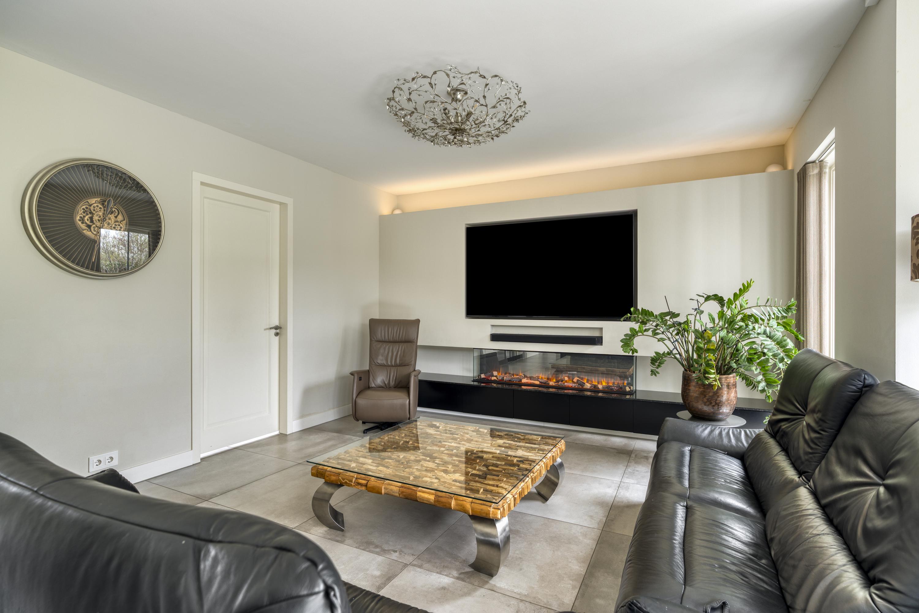 Vrijstaande woning te koop: Kamerlingh Onnesstraat 39, Almere