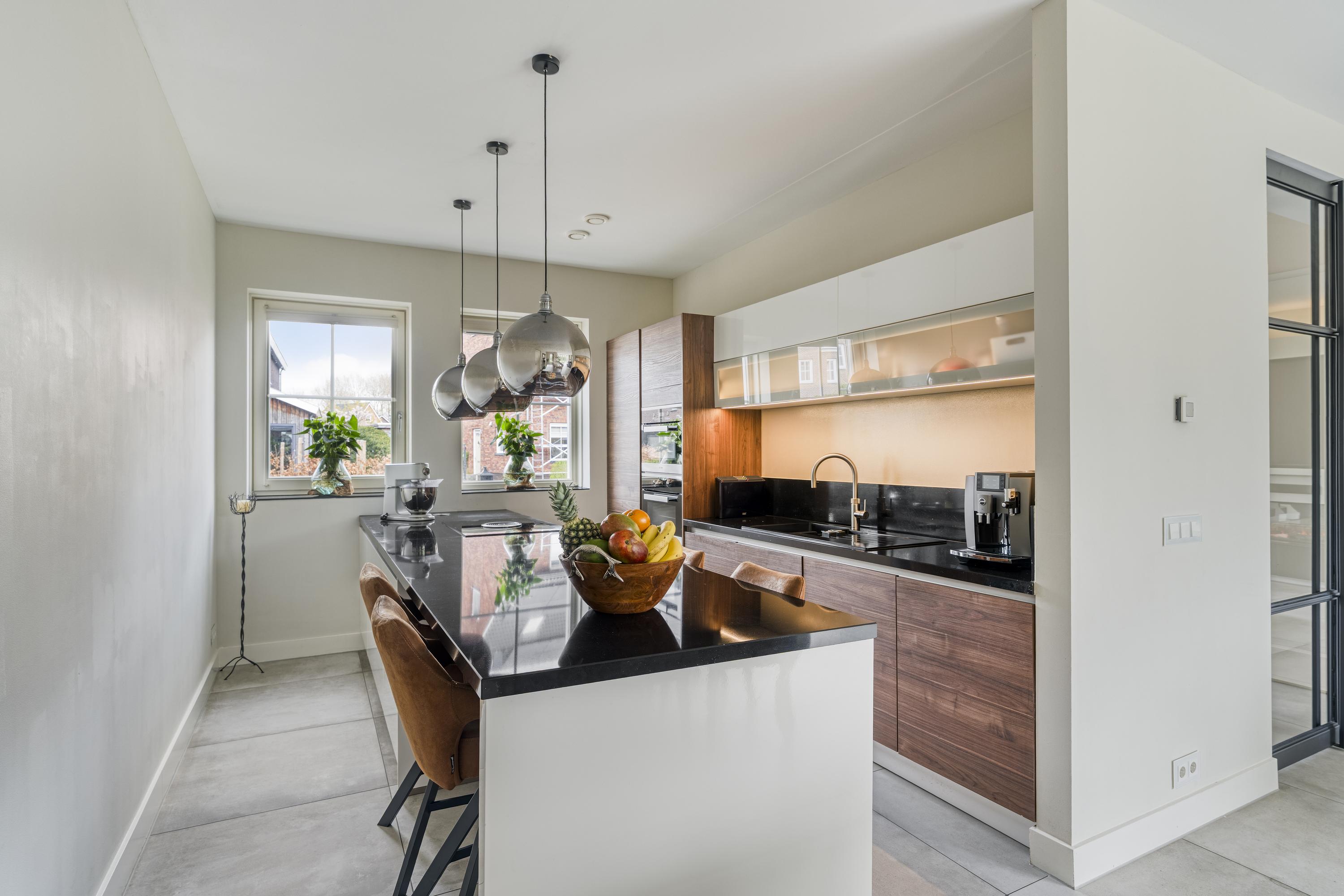 Vrijstaande woning te koop: Kamerlingh Onnesstraat 39, Almere