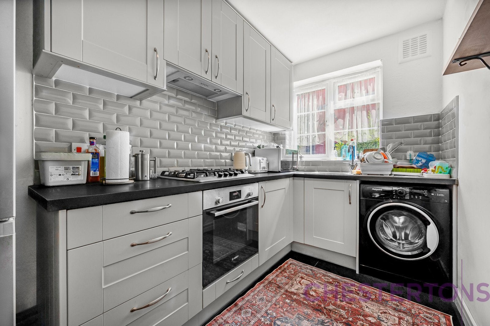 Flat Harvey Gardens in Greater London