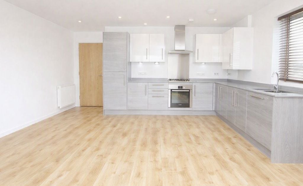 Flat Snowdrop Mews in Greater London