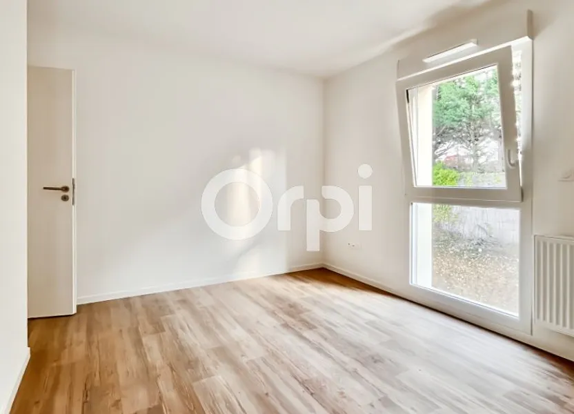 Room Rue Roger Salengro in Rinxent