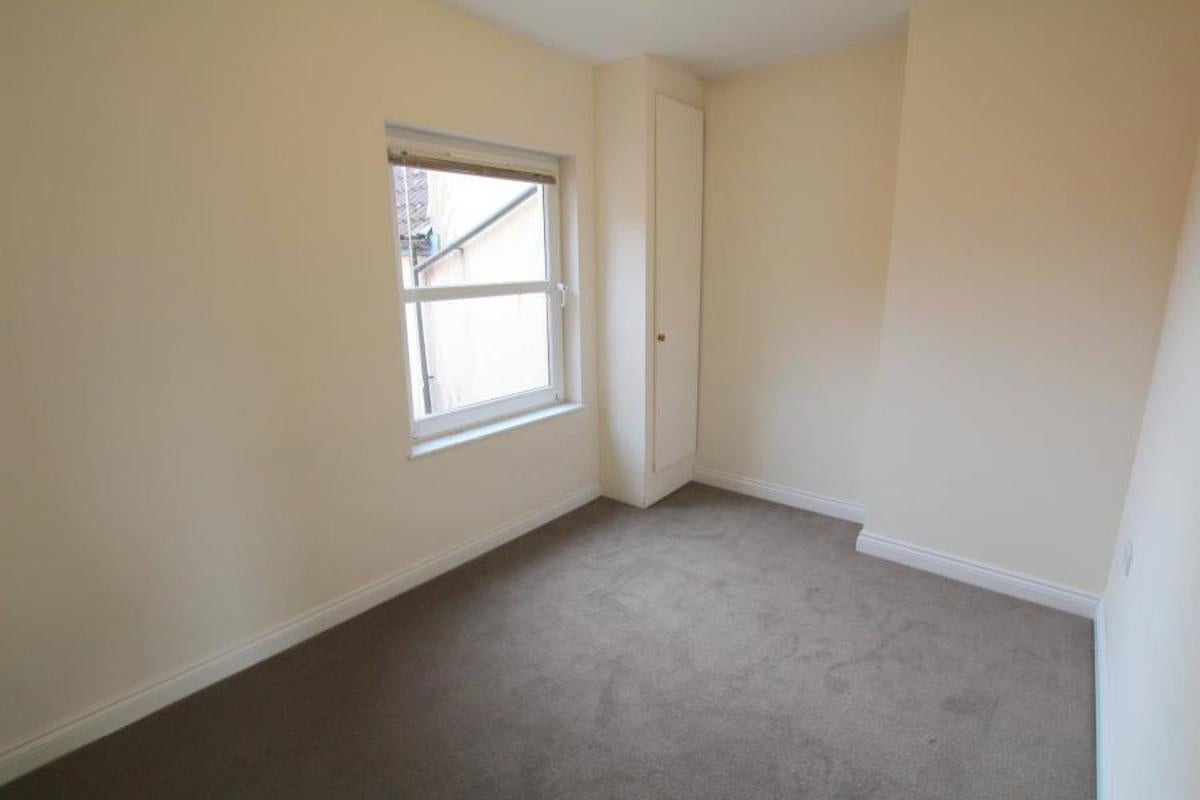 Flat Farr Street in Bristol