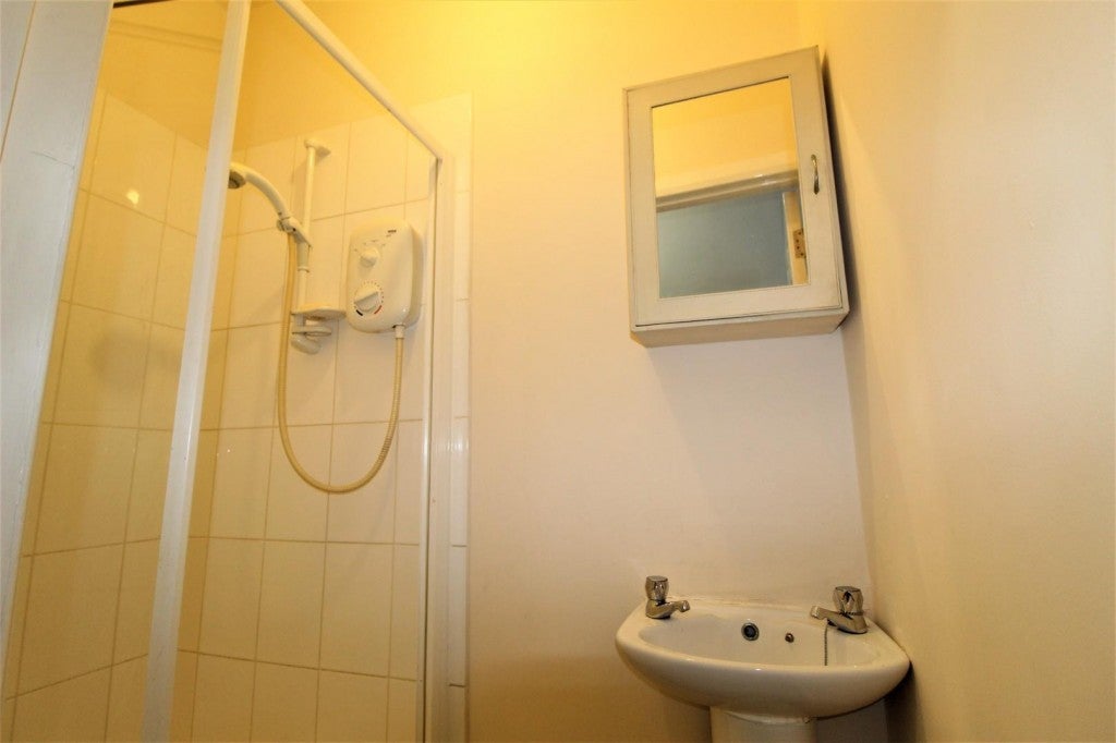 Flat Savile Street in Kirklees