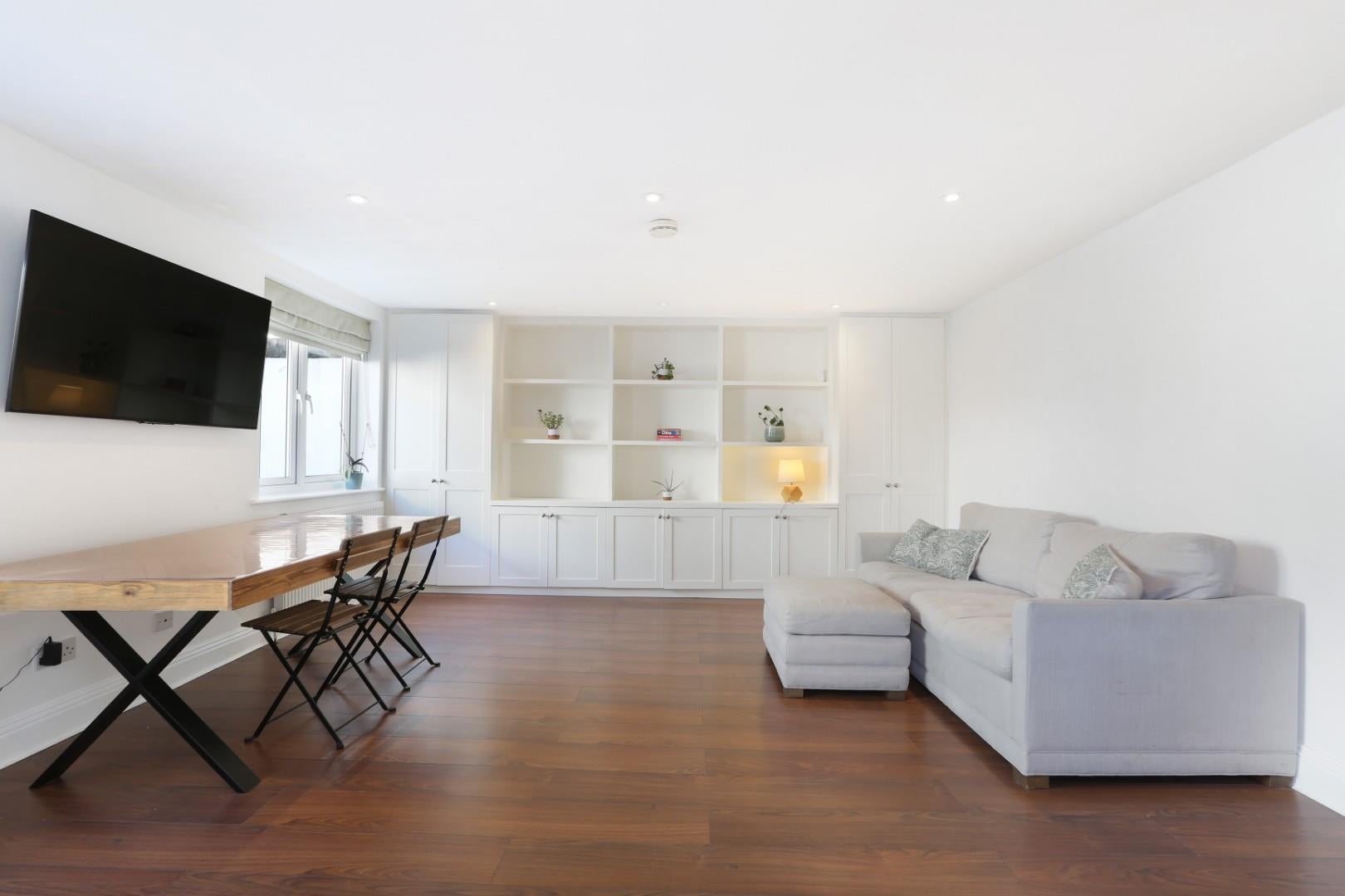 Flat Tilson Close in Greater London