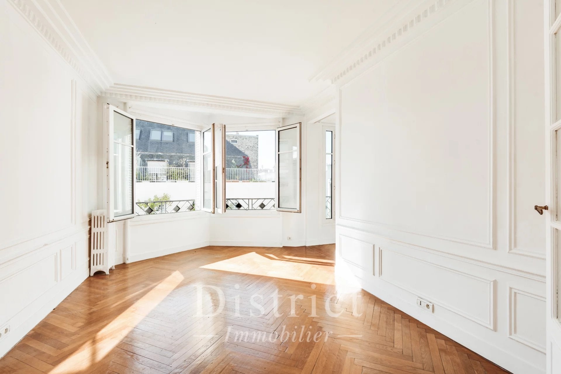 Flat Boulevard Bourdon in Paris