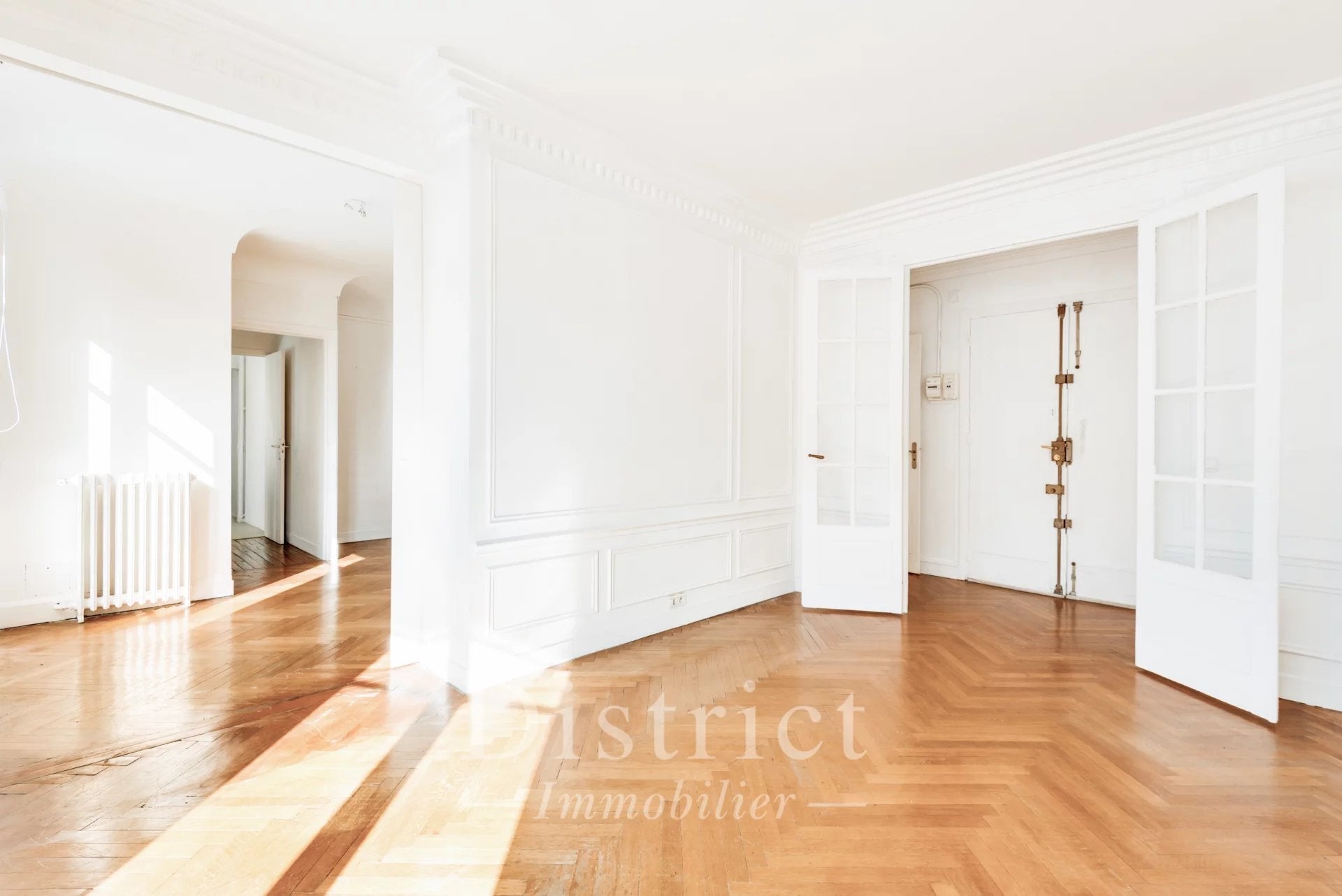 Flat Boulevard Bourdon in Paris
